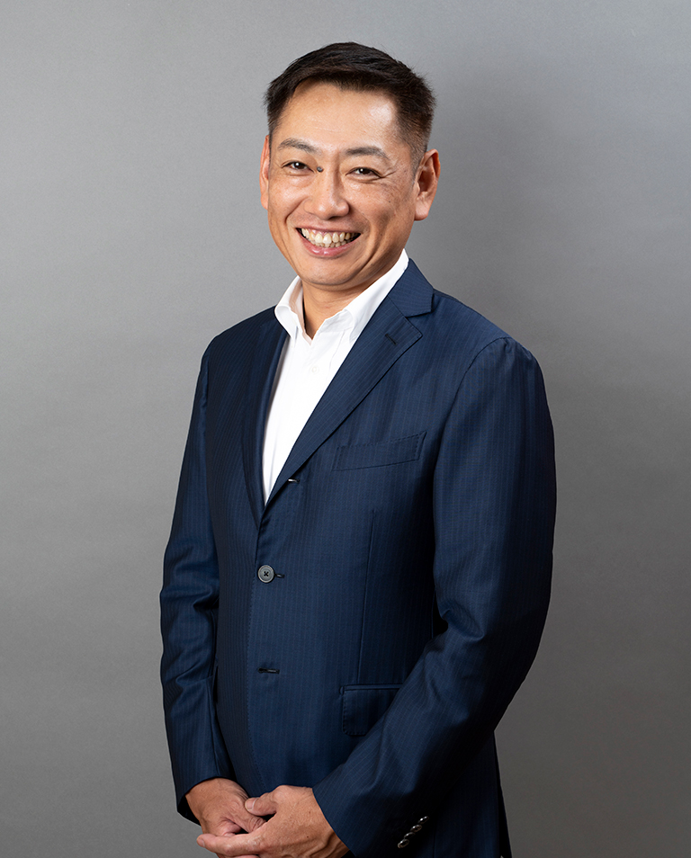 代表 田崎 裕史